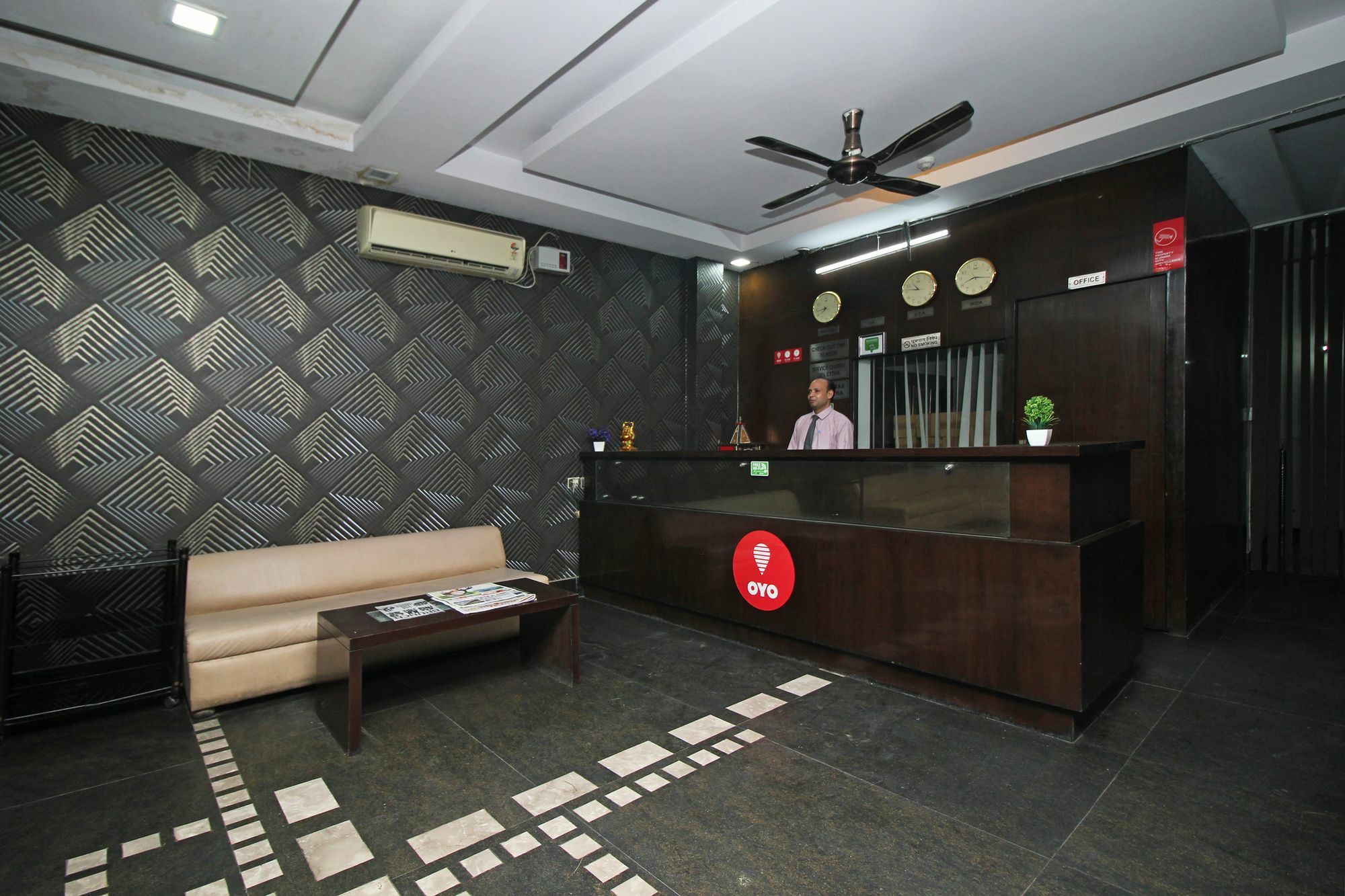 Oyo 9030 Hotel Delhi Airport Plaza นิวเดลี ภายนอก รูปภาพ