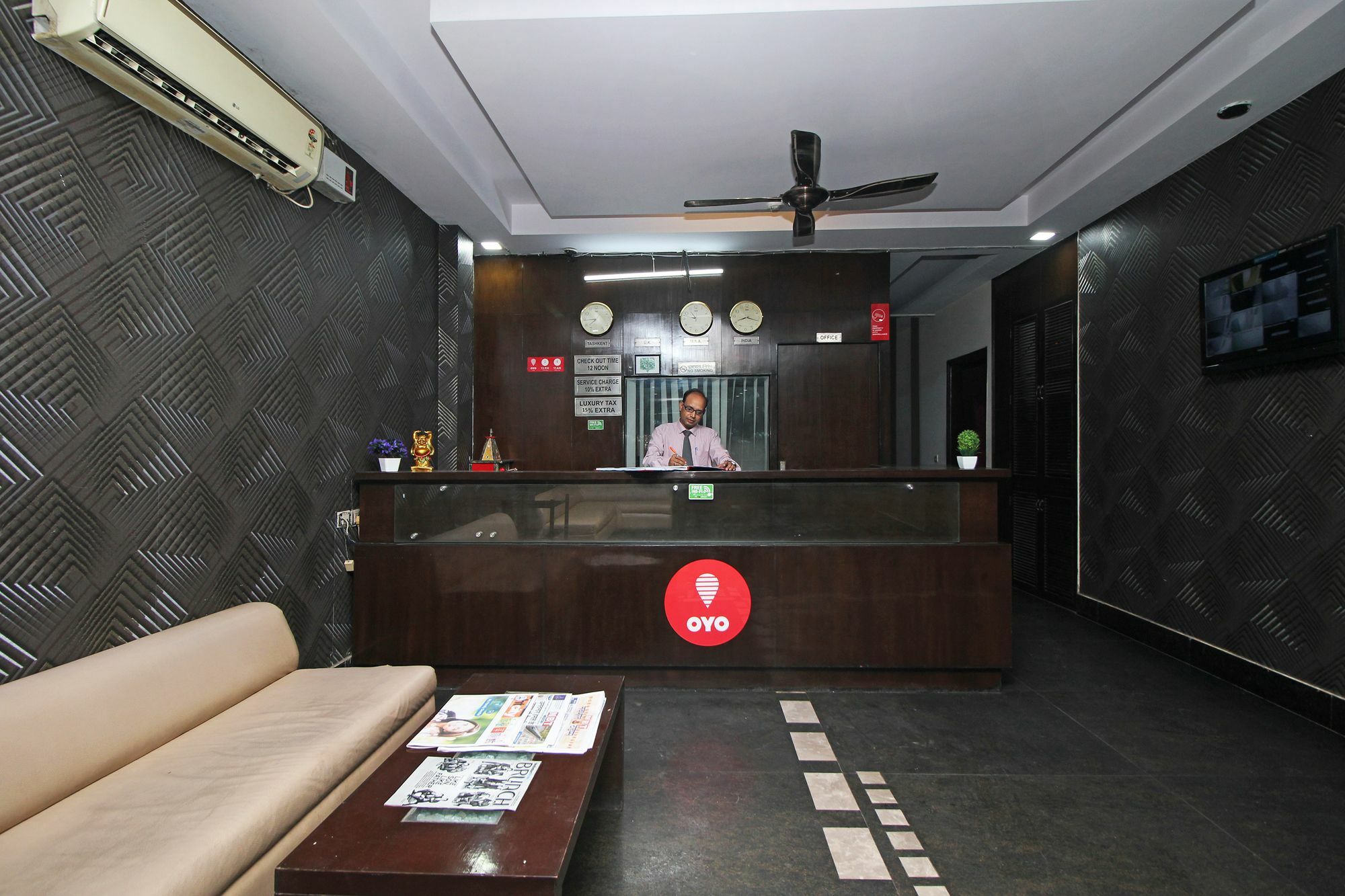 Oyo 9030 Hotel Delhi Airport Plaza นิวเดลี ภายนอก รูปภาพ